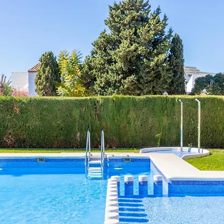 Atico Duplex En Cala Blanca 아파트